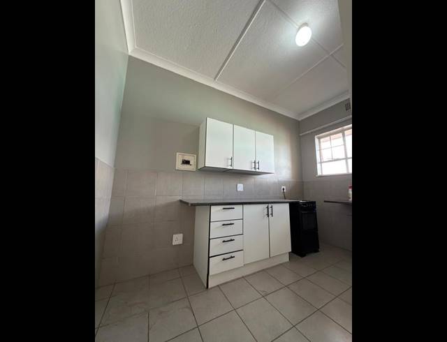 1 BEDROOM PROPERTY TO RENT IN PRIMROSE